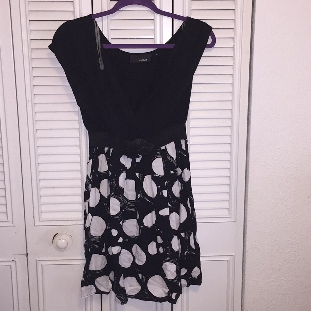 Black and white dress